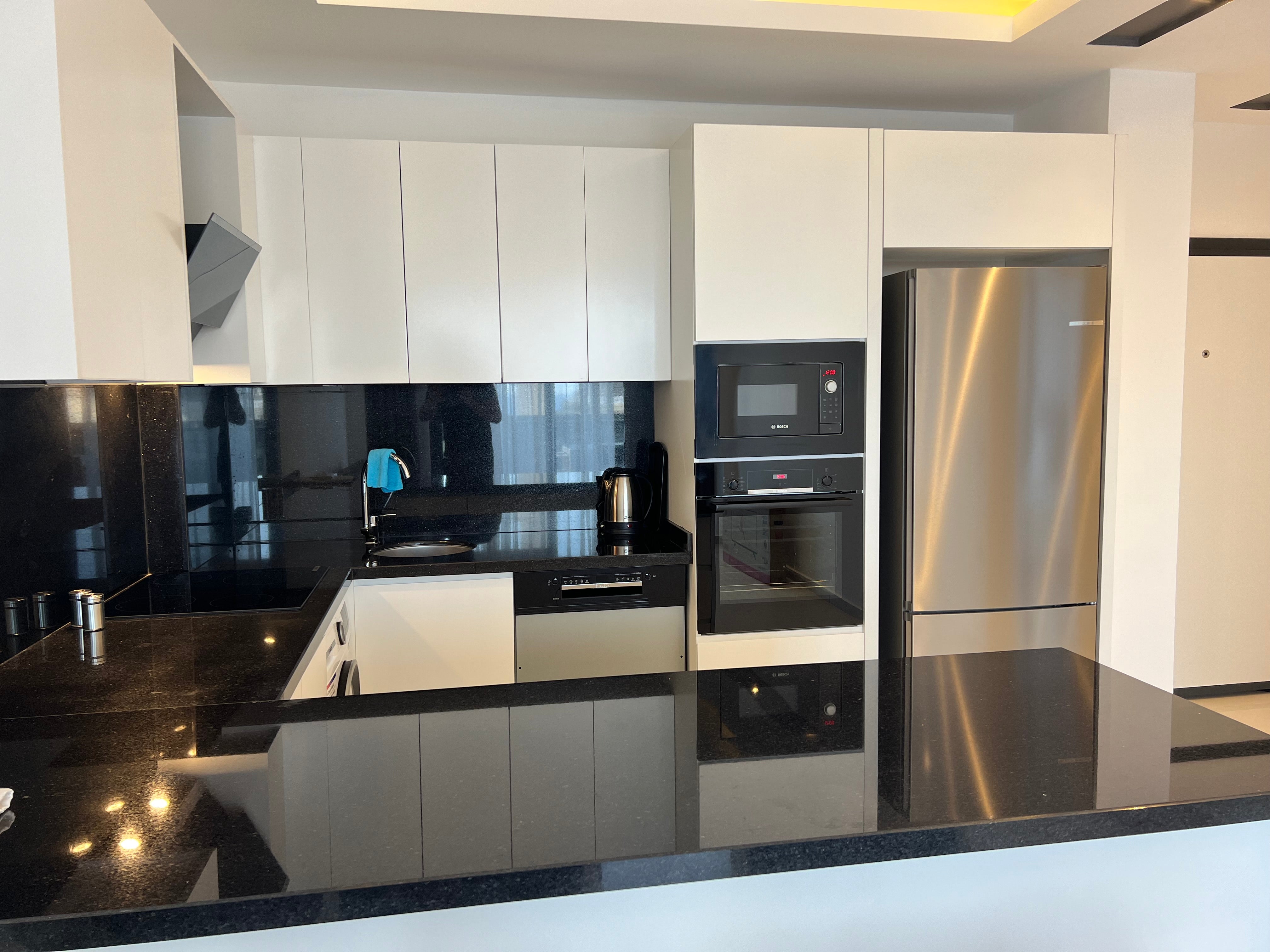 N°A19 - Salam Residence 2 - Superb 2 Bedrooms, Sea View and Mosque !