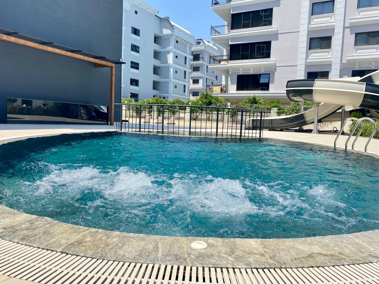 N°22 - Boutique 16 - Duplex Sea Front, For 8 People, Ultra Luxury