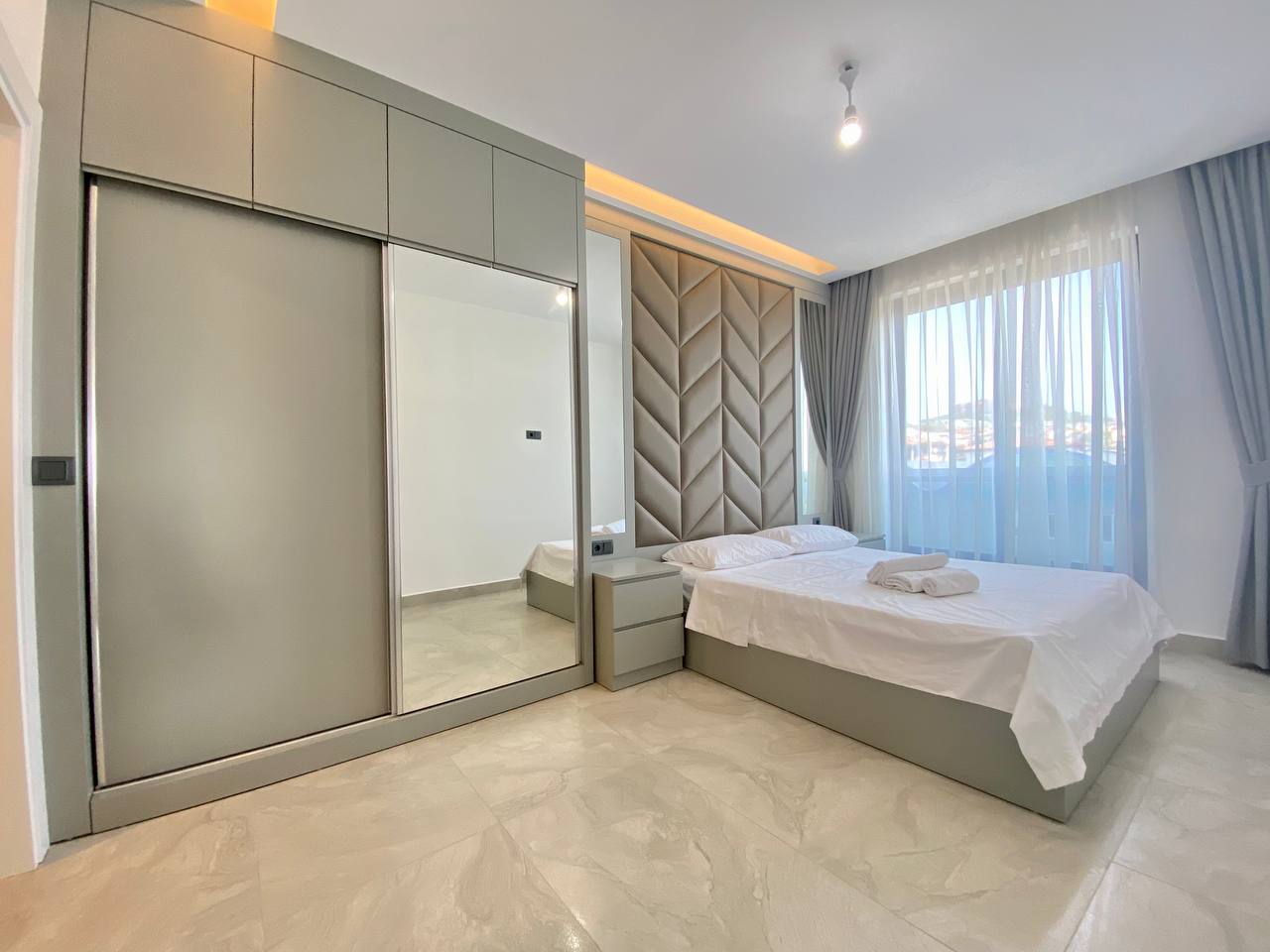 N°11 - Boutique 16 - 2 Bedrooms Sea Front, 6 People, Ultra Luxury