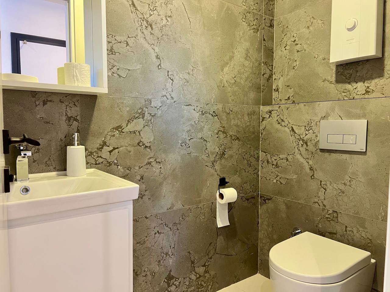 N°A27 - Salam Résidence 2 - Magnificent 3 Bedroom Duplex, Sea View and Mosque!