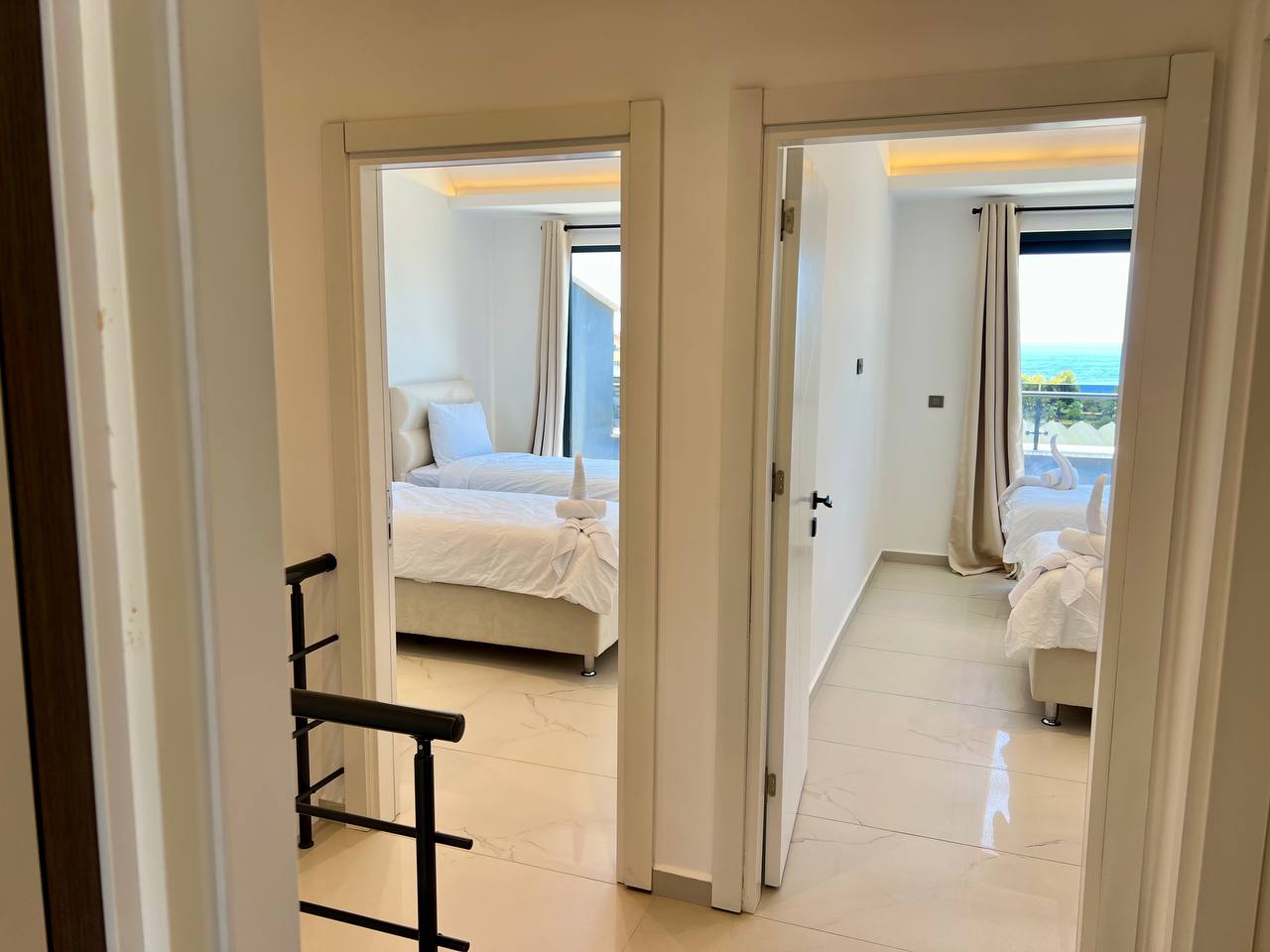 N°A27 - Salam Résidence 2 - Magnificent 3 Bedroom Duplex, Sea View and Mosque!