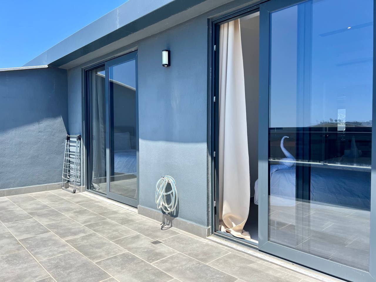 N°A27 - Salam Résidence 2 - Magnificent 3 Bedroom Duplex, Sea View and Mosque!