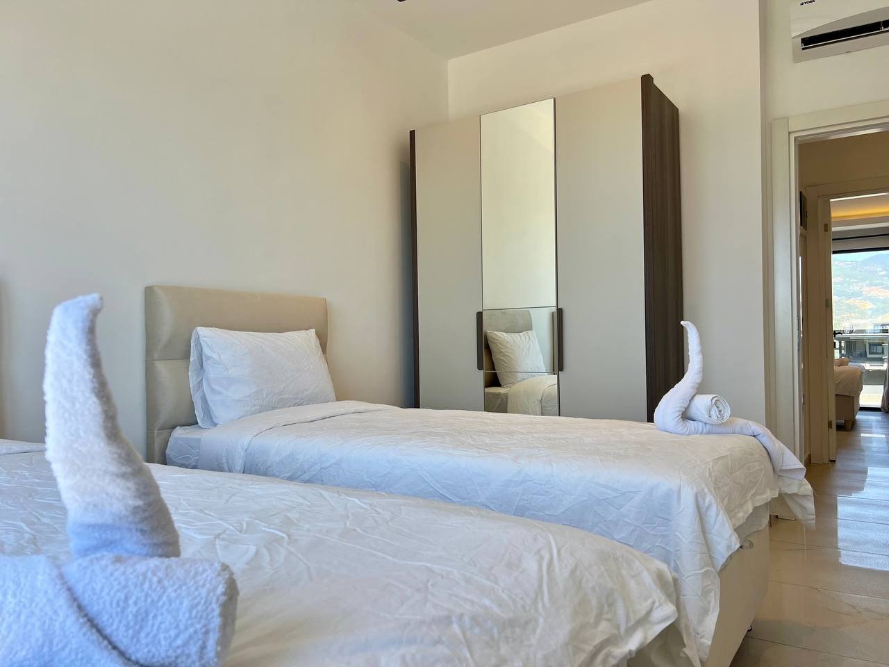N°A27 - Salam Résidence 2 - Magnificent 3 Bedroom Duplex, Sea View and Mosque!