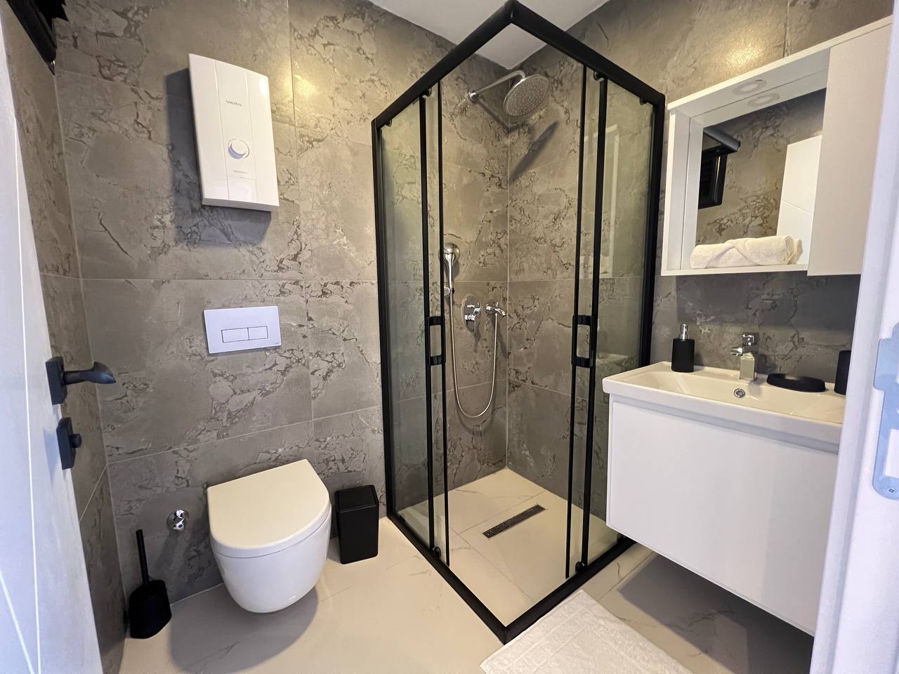 N°A1 - Salam Residence 2 - Superb 2 Bedrooms, Sea and Mosque View!