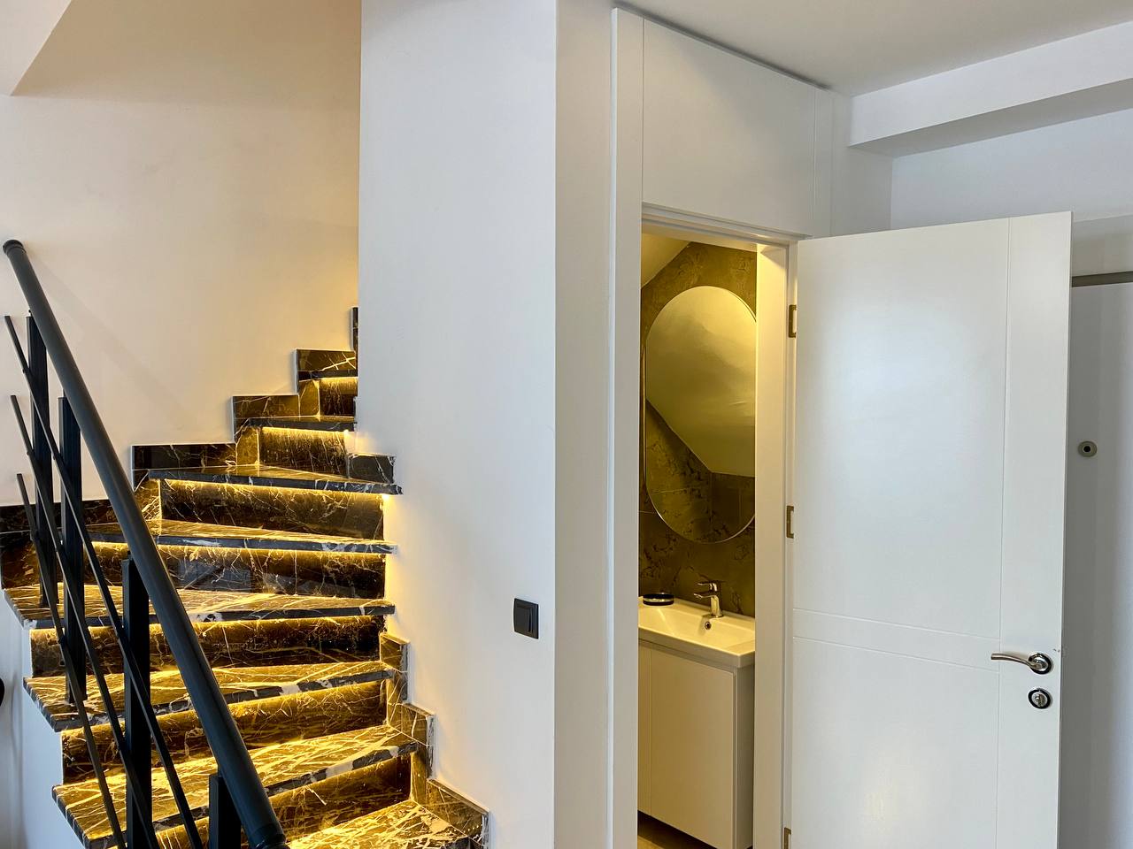 N°27 - Boutique 16 - Duplex Sea Front, For 8 People, Ultra Luxury