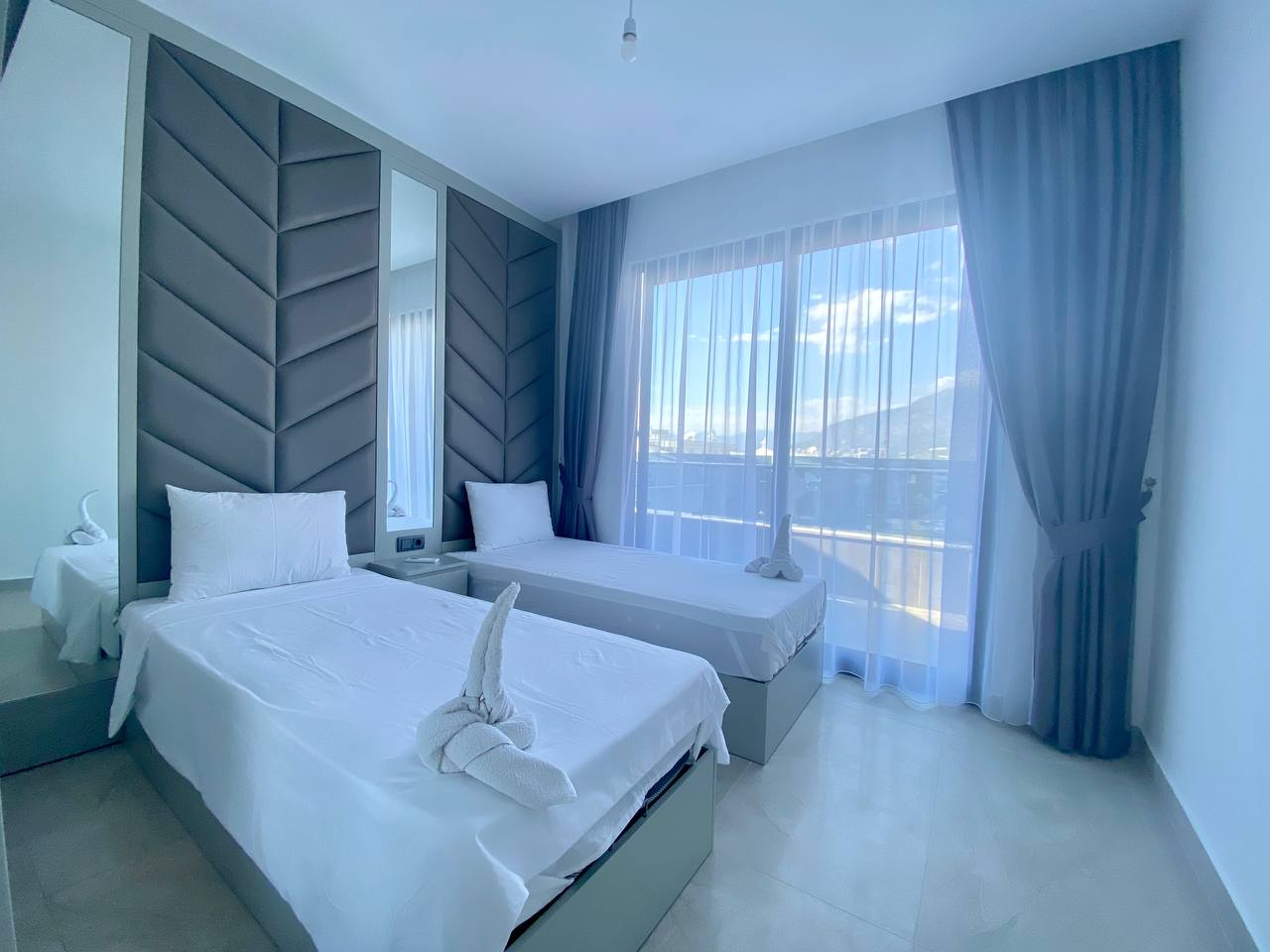 N°27 - Boutique 16 - Duplex Sea Front, For 8 People, Ultra Luxury