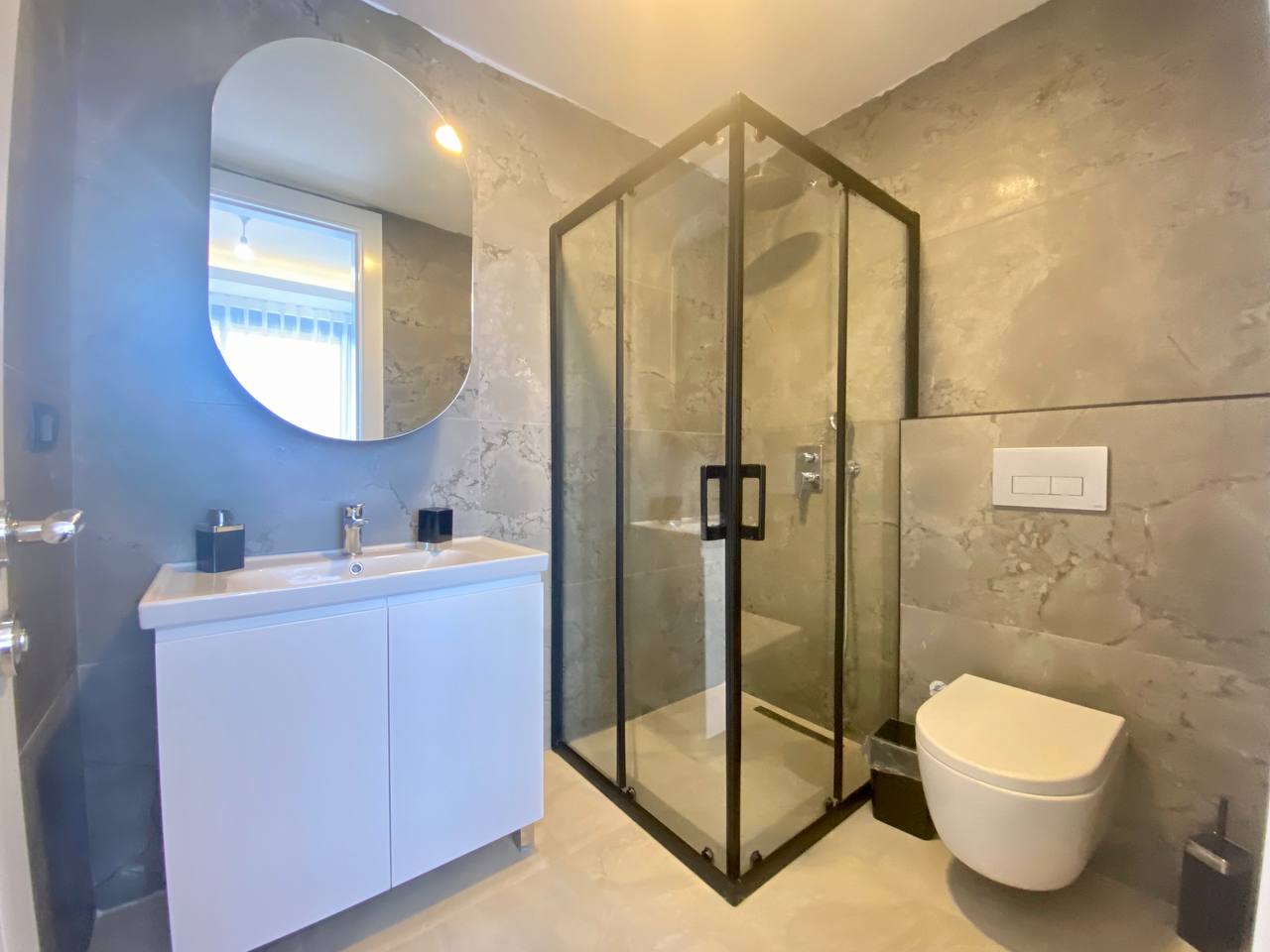 N°27 - Boutique 16 - Duplex Sea Front, For 8 People, Ultra Luxury