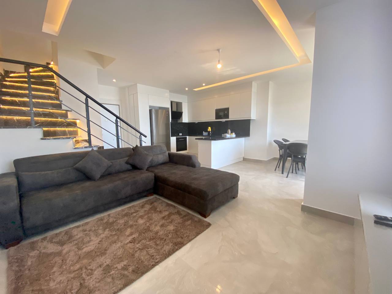 N°23 - Boutique 16 - Duplex Sea Front, Sleeps 8, Ultra Luxury