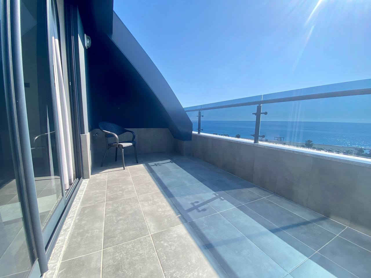 N°22 - Boutique 16 - Duplex Sea Front, For 8 People, Ultra Luxury