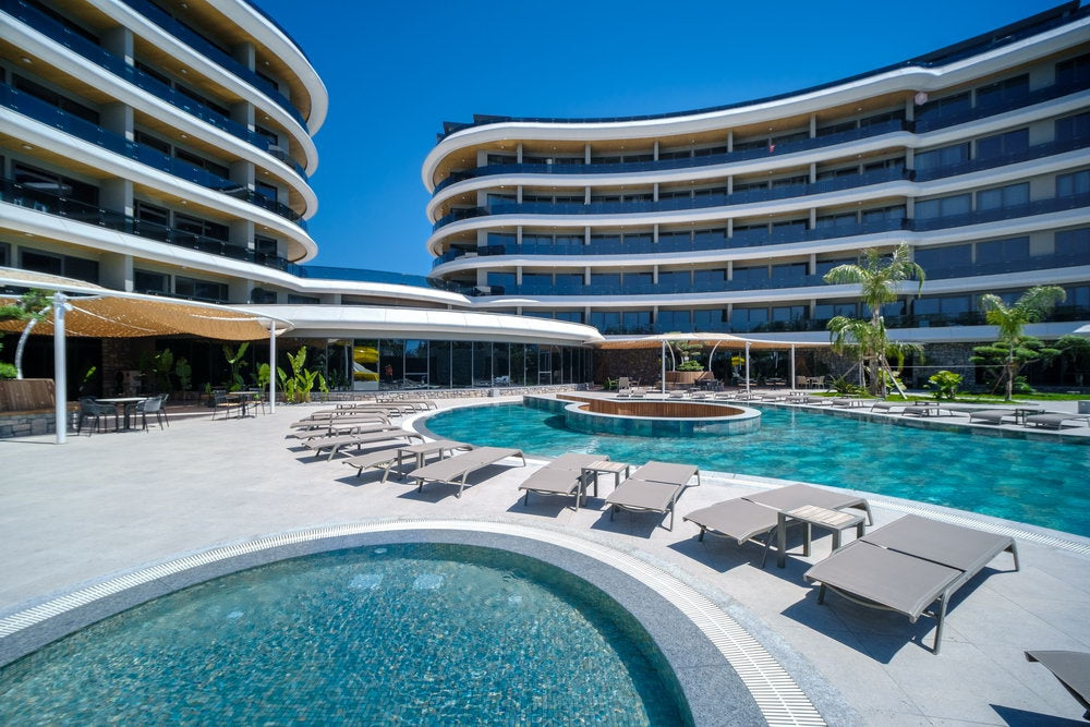 N°135 - Via Mar - 1 Bedroom + Lounge Pool & Sea View