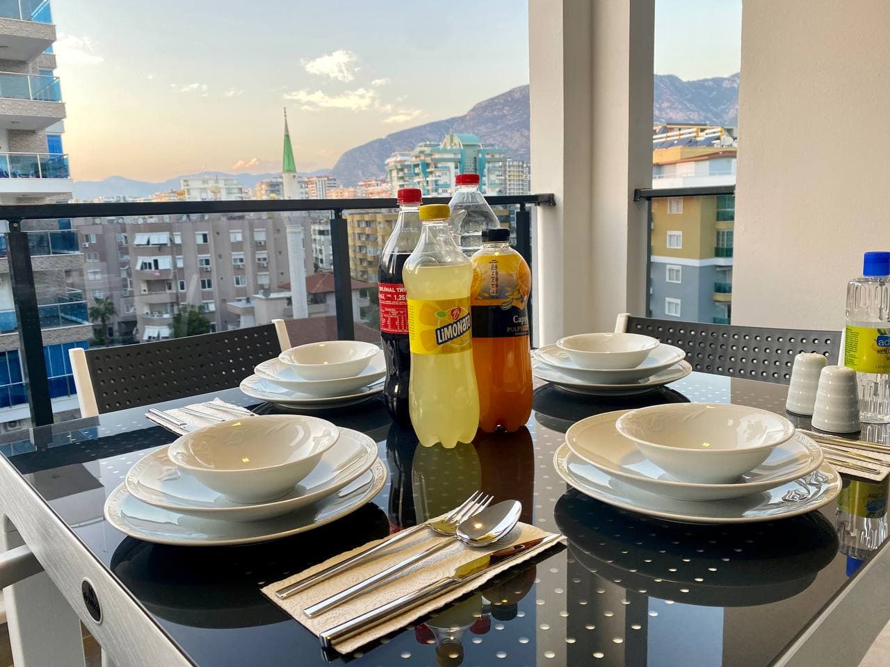 N°33 - Salam Résidence - Incredible 1 Bedroom + Living Room Mosque and Sea View on the 7th floor
