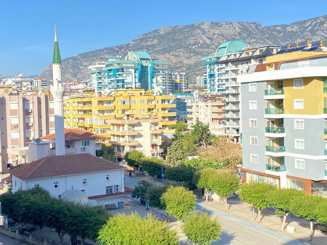 N°92 - Salam Résidence - T2 Design Moderne - Incroyable Vue Mer et Mosquée