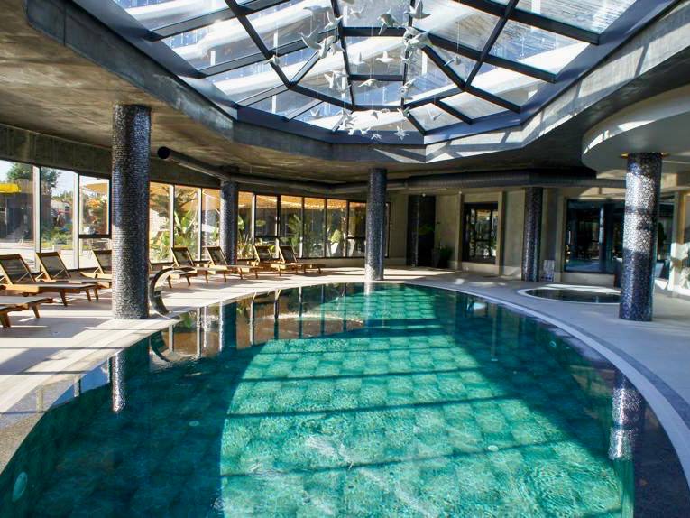 N°114 - Via Mar - 1 Bedroom + Lounge Pool & Sea View