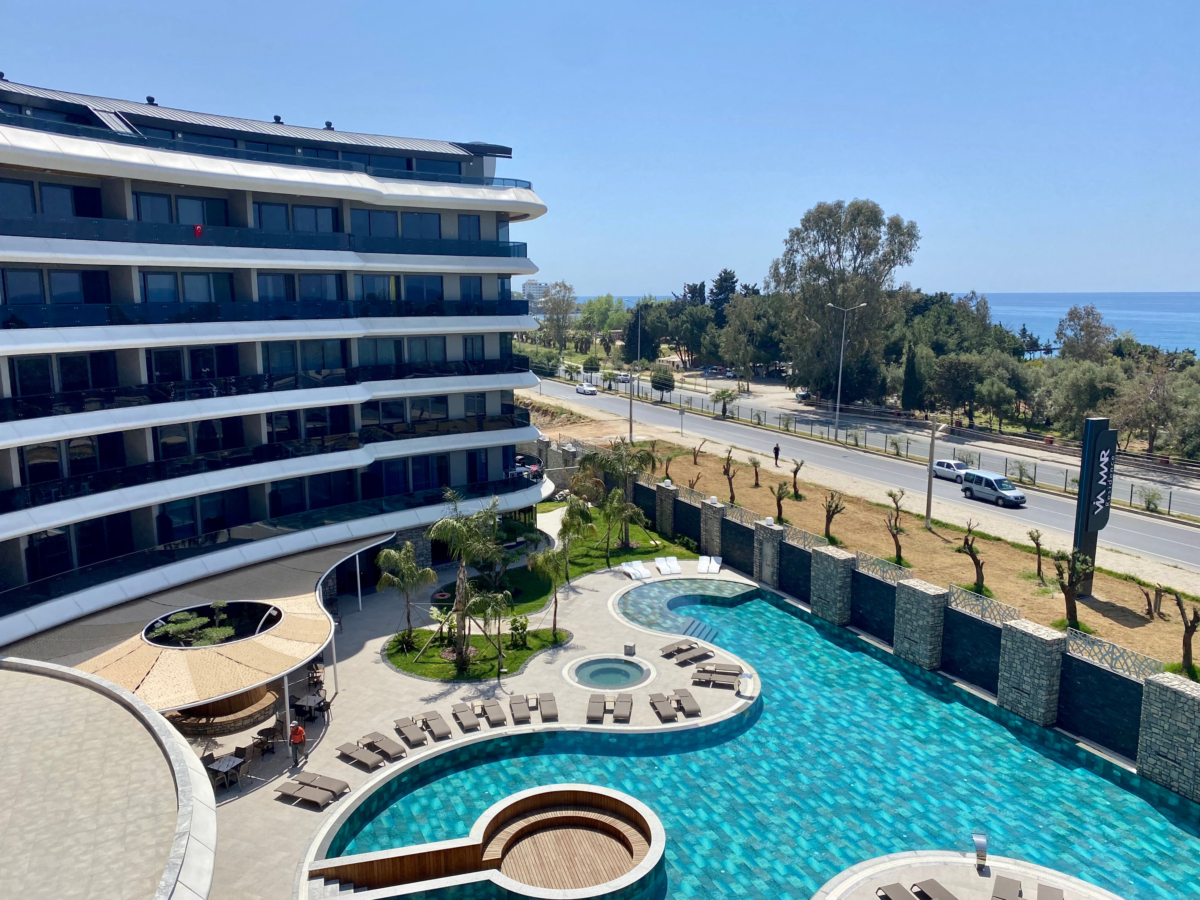 N°135 - Via Mar - 1 Bedroom + Lounge Pool & Sea View