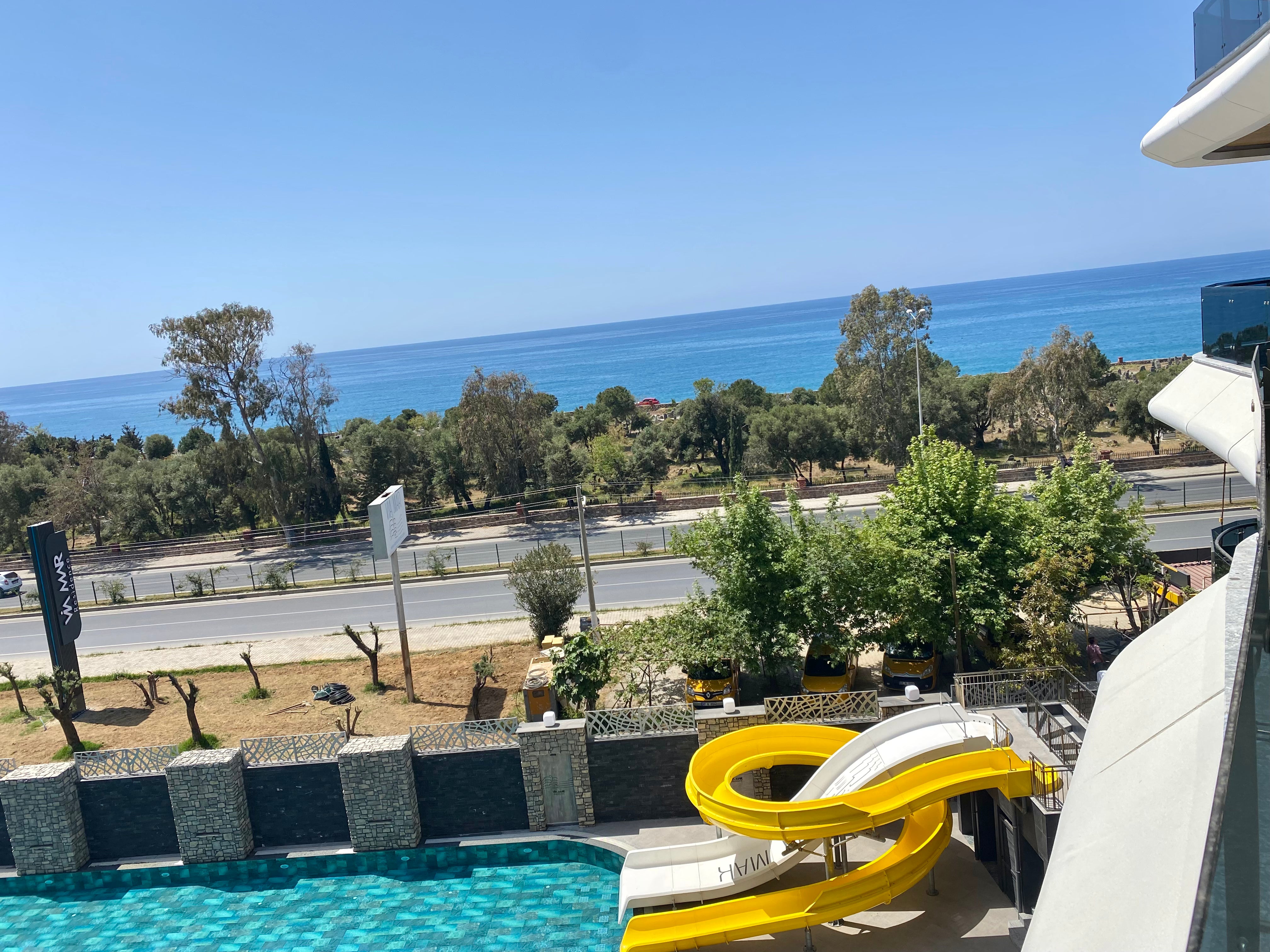 N°135 - Via Mar - 1 Bedroom + Lounge Pool & Sea View