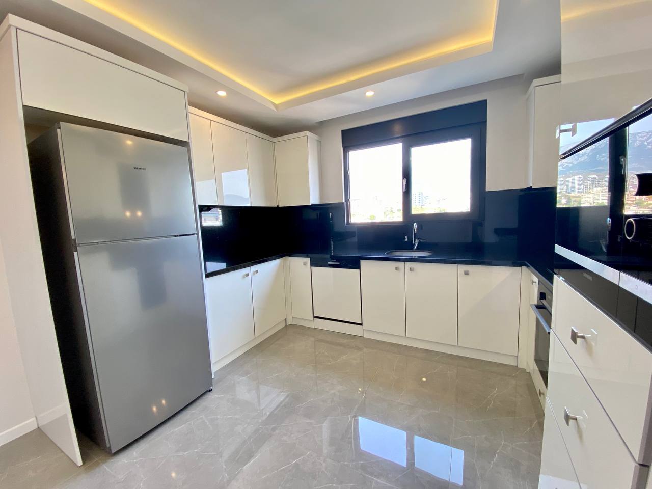 N°45 - Salam Résidence - 3 Chambres avec Jacuzzi Vue Mer, Piscine et Site Antique