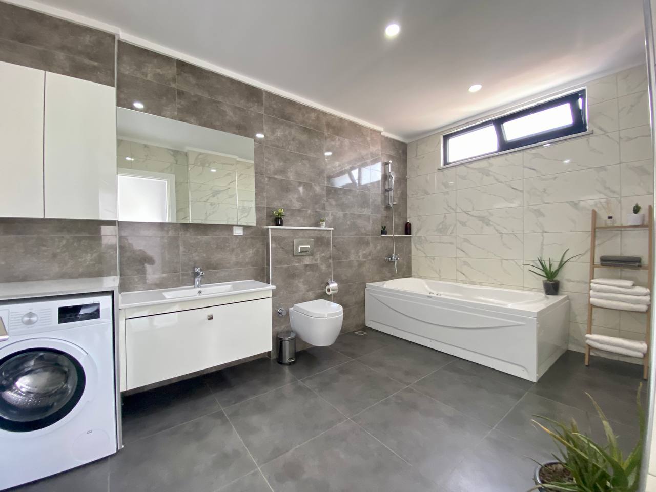 N°45 - Salam Résidence - 3 Chambres avec Jacuzzi Vue Mer, Piscine et Site Antique