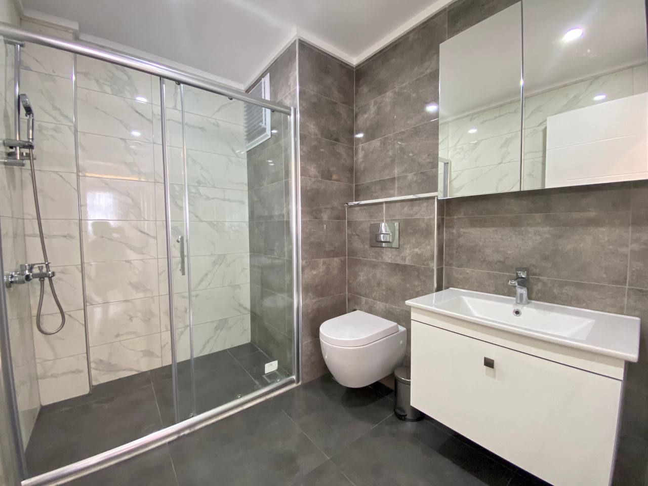 N°45 - Salam Résidence - 3 Chambres avec Jacuzzi Vue Mer, Piscine et Site Antique