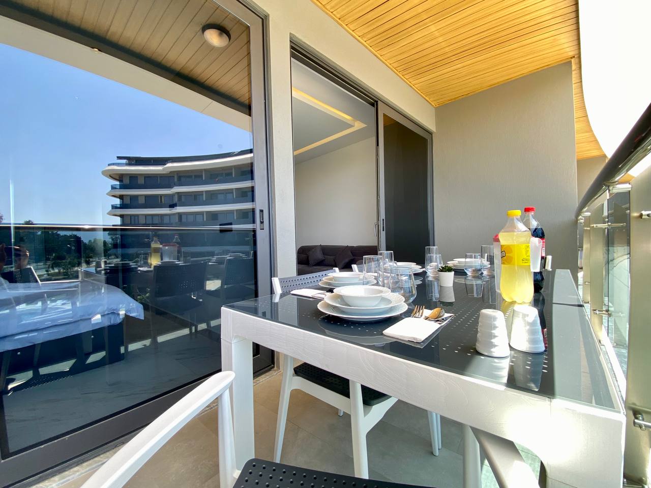 N°115 - Via Mar - Appartement 1 Chambre -  Vue sur la Piscine et la Mer